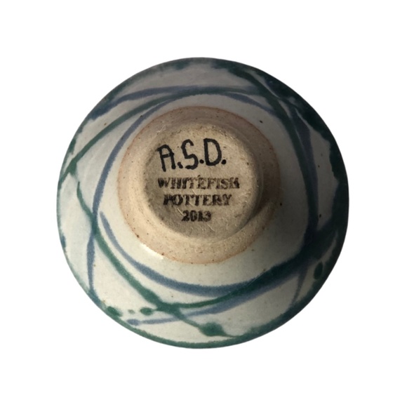 Handmade pottery jewelry dish - Picture 2 of 5